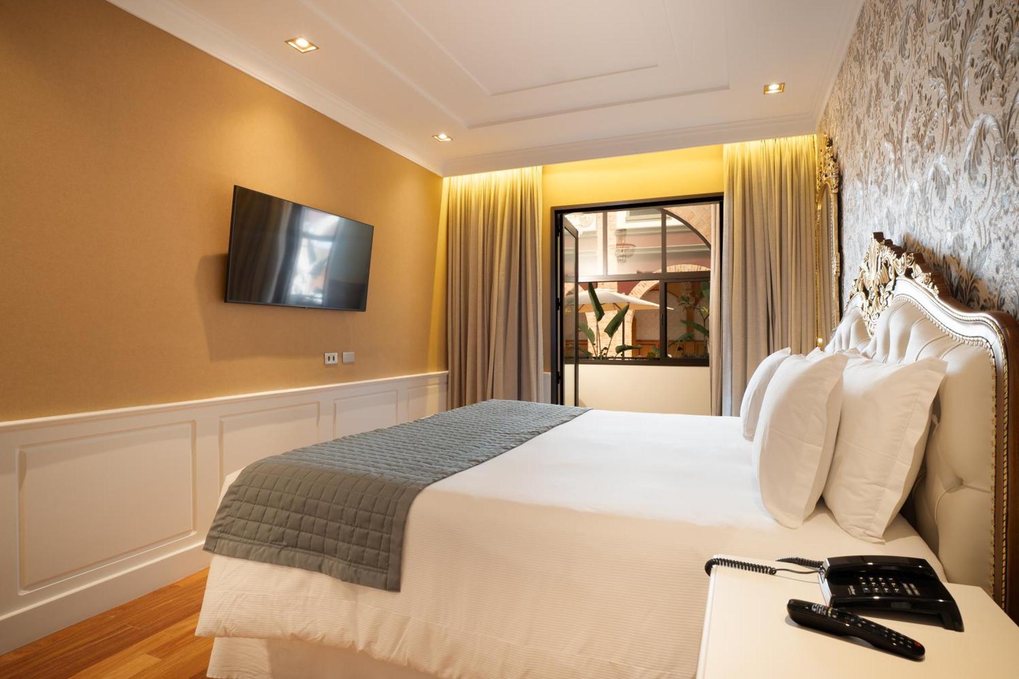 Pousada Luis XV Campos do Jordão Extérieur photo Deluxe Room